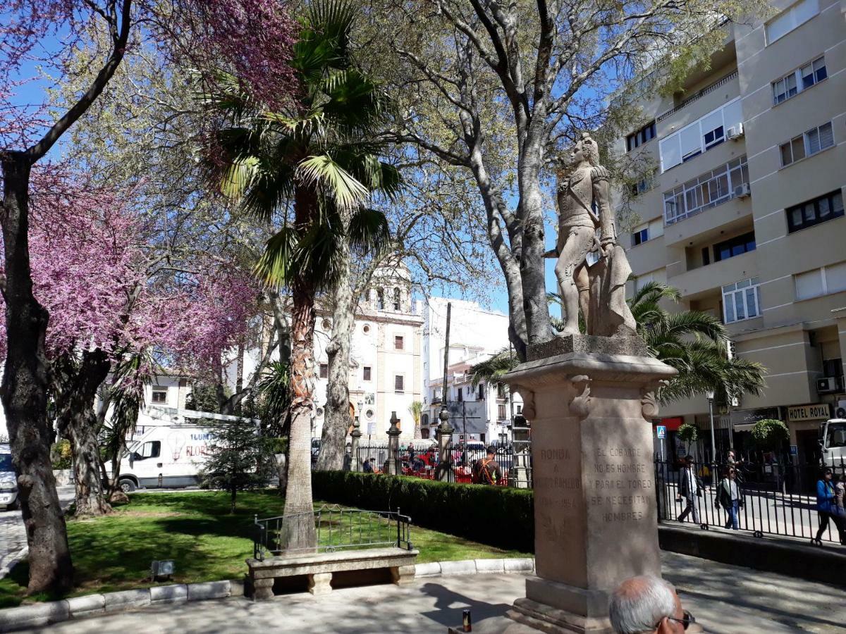 Puerta Alameda Suites Ronda Bagian luar foto